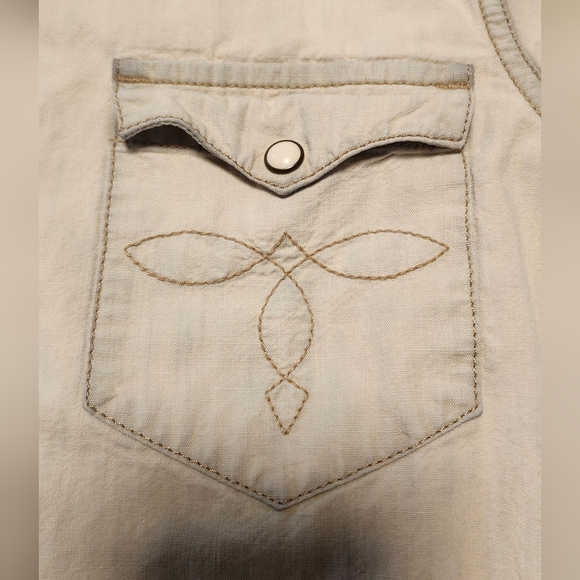 Ralph Lauren Cowgirl Buttondown - Picture 4 of 12